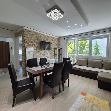 Panorama Wellness Apartment *