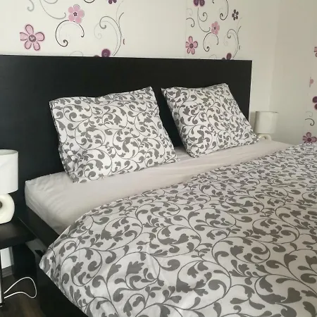 아파트 Panorama Wellness Apartman 시오포크
